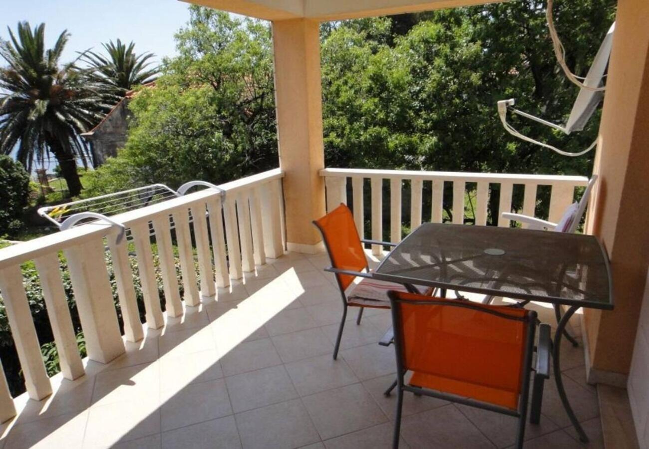 Apartments Antonio Orebic Luaran gambar